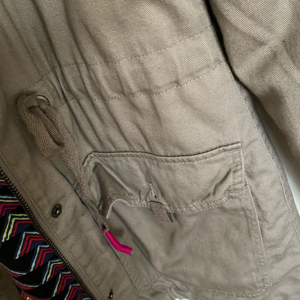 Roxy Jacket - image 5